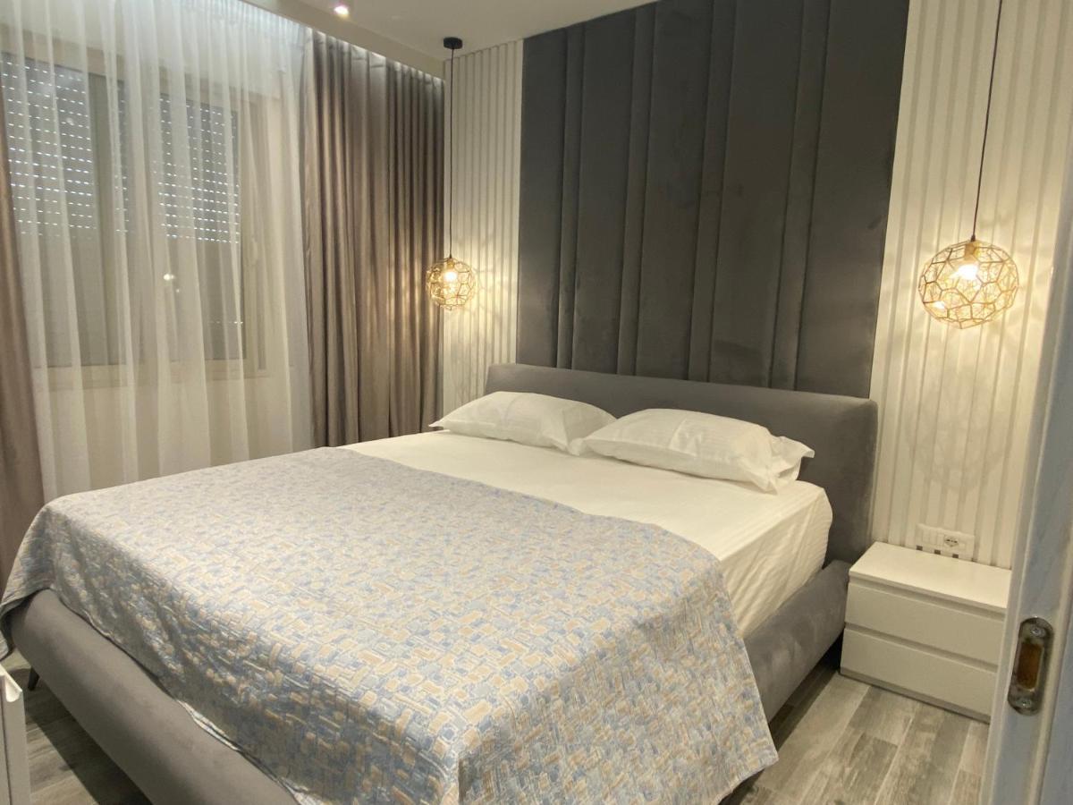 Luxury Seaview Vlora Flat Free Parking Apartment Exterior photo